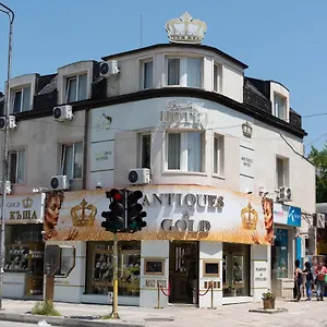 Golden Daire